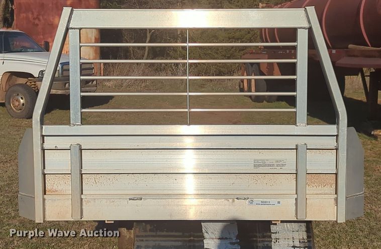 image for item NG9313 2020 Aluma flatbed