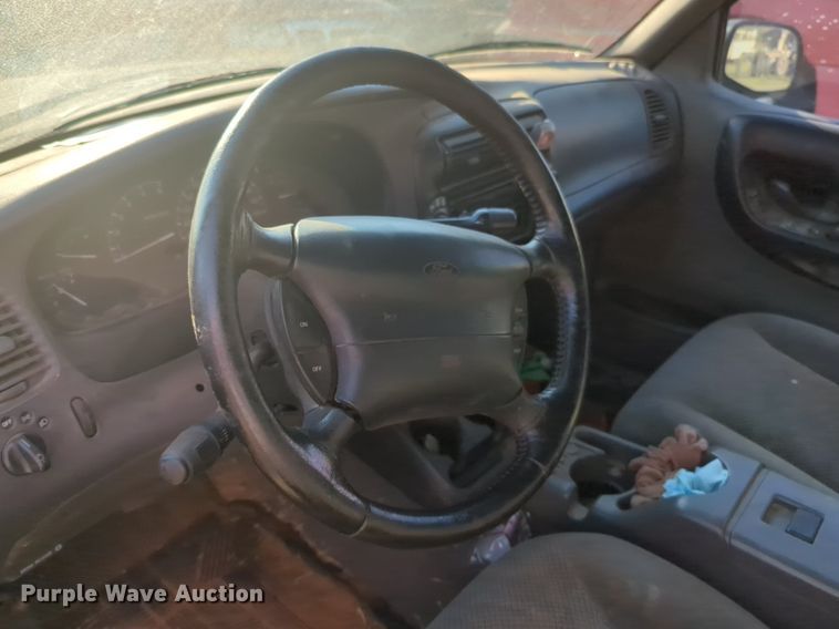 image for item NG9314 1999 Ford Ranger SuperCab pickup truck cab and chassis