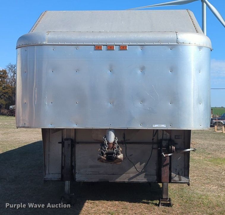 image for item NG9323 1989 Shop built enclosed car carrier