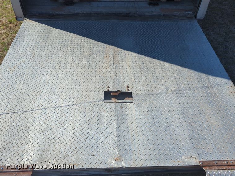 image for item NG9323 1989 Shop built enclosed car carrier