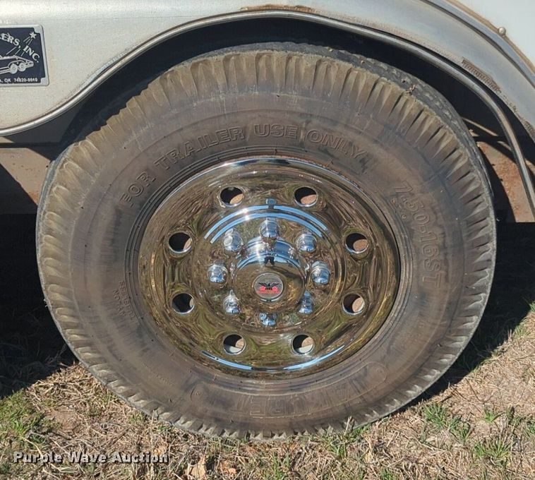 image for item NG9323 1989 Shop built enclosed car carrier