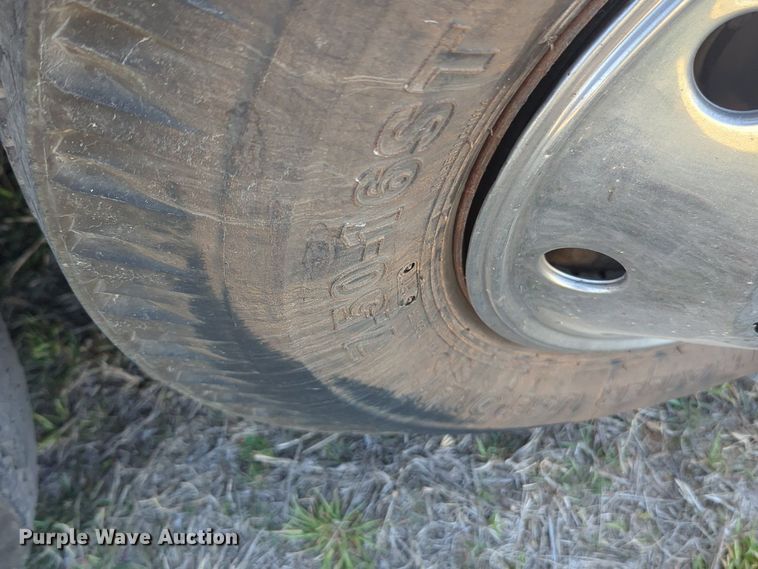 image for item NG9323 1989 Shop built enclosed car carrier