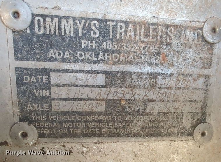 image for item NG9323 1989 Shop built enclosed car carrier