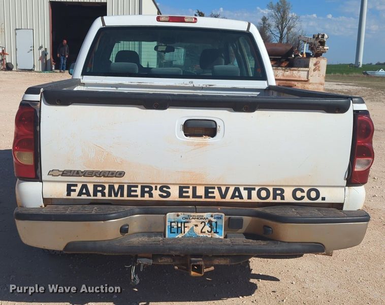 image for item NG9325 2007 Chevrolet Silverado 1500 Crew Cab pickup truck