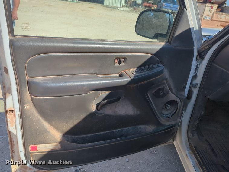 image for item NG9325 2007 Chevrolet Silverado 1500 Crew Cab pickup truck