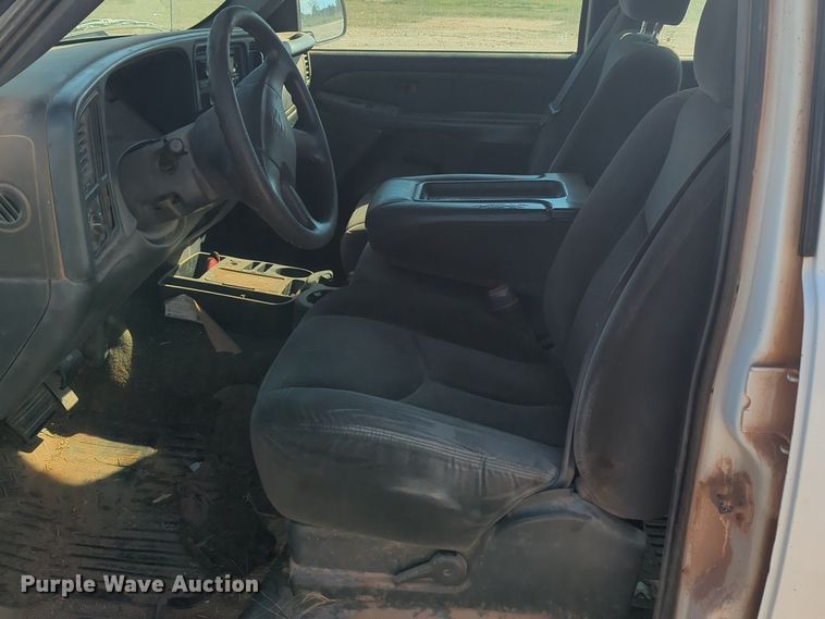 image for item NG9325 2007 Chevrolet Silverado 1500 Crew Cab pickup truck