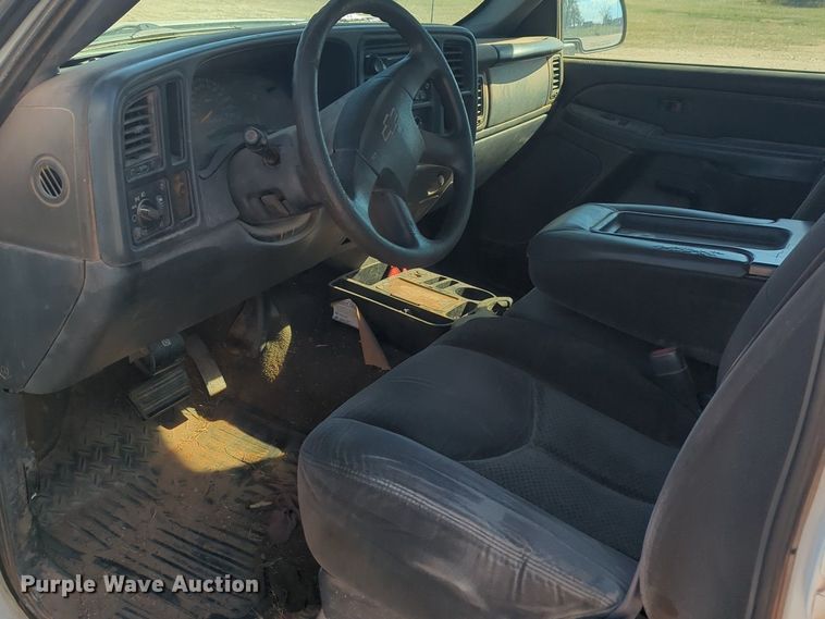 image for item NG9325 2007 Chevrolet Silverado 1500 Crew Cab pickup truck