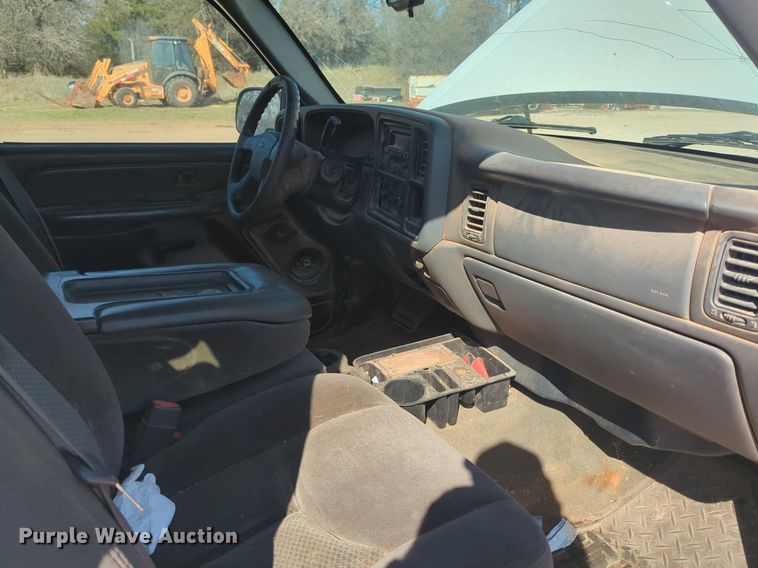 image for item NG9325 2007 Chevrolet Silverado 1500 Crew Cab pickup truck