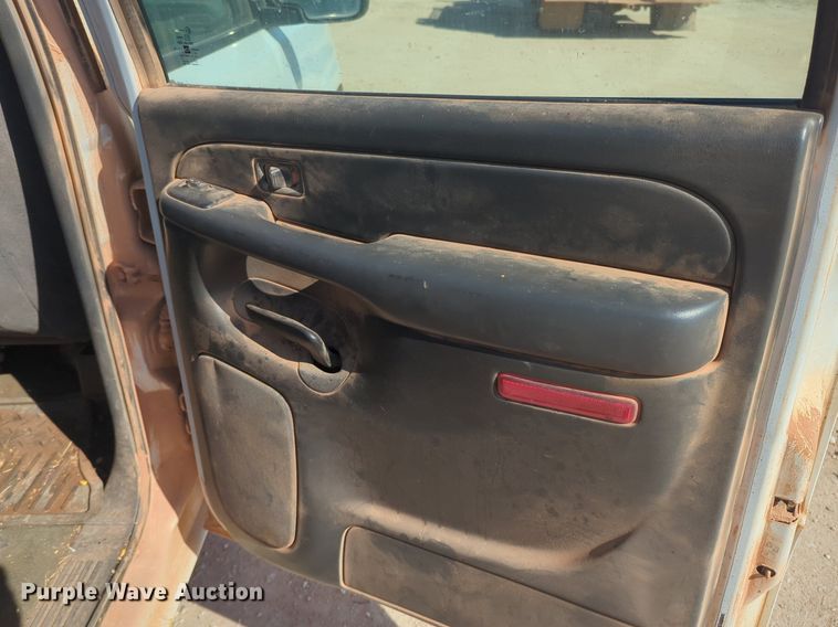 image for item NG9325 2007 Chevrolet Silverado 1500 Crew Cab pickup truck