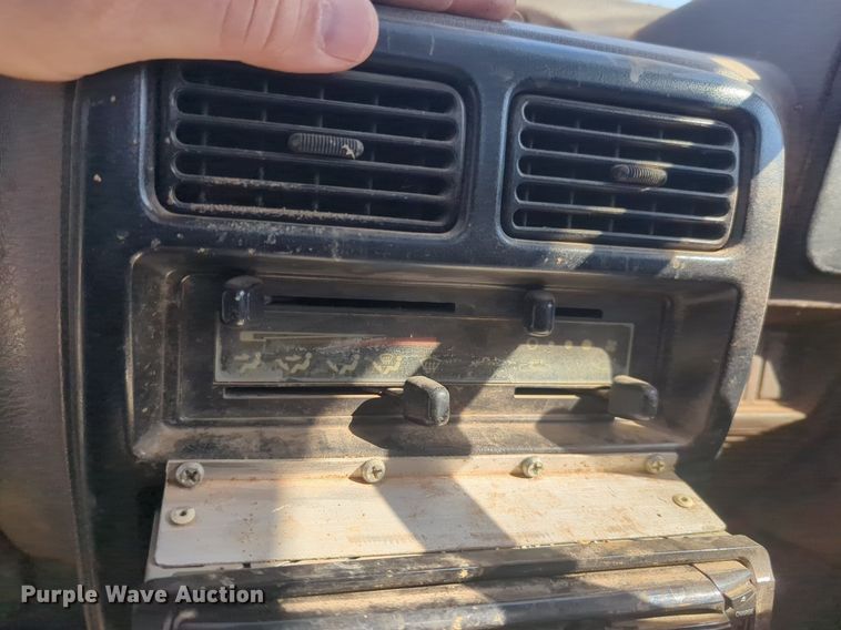 image for item NG9326 1990 Daihitsau Hijet mini truck