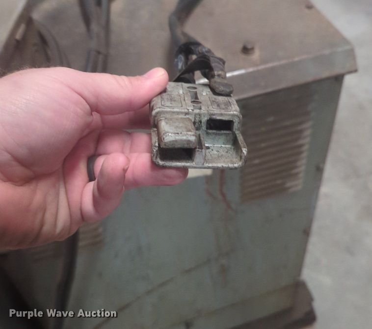 image for item NG9339 (2) forklift chargers