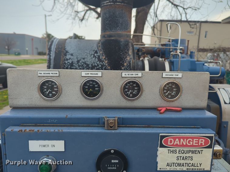 image for item NG9374 Weg W21 air compressor