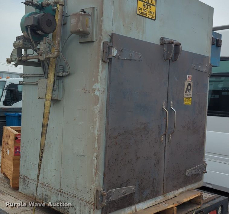 Precision Quincy Corp. 40B550 powder coat oven in Oklahoma City, OK