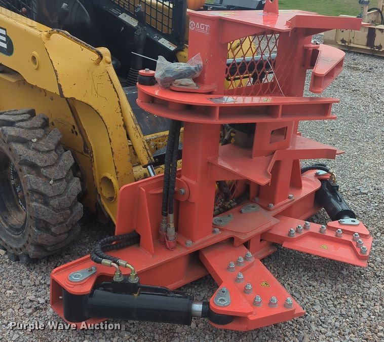 image for item NG9390 2023 Topcat ECSSRB skid steer tree shear