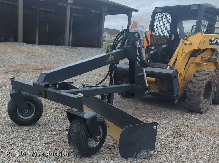 image for item NG9391 2023 Land Honor GM-12-96W skid steer grader