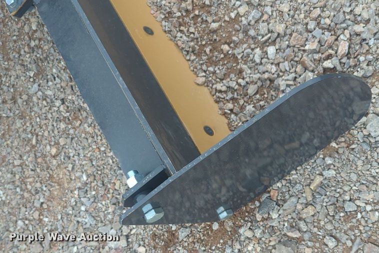 image for item NG9391 2023 Land Honor GM-12-96W skid steer grader