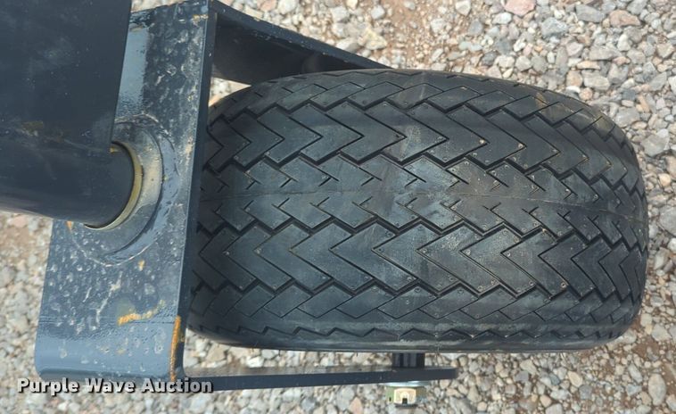 image for item NG9391 2023 Land Honor GM-12-96W skid steer grader