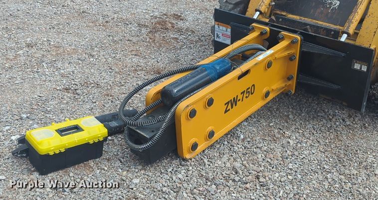 image for item NG9395 2023 Wolverine CB-11-750F skid steer breaker