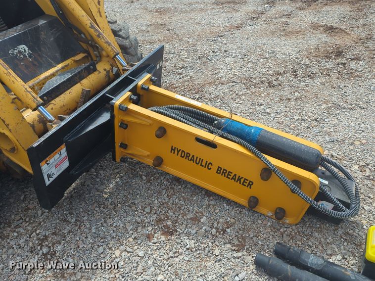 image for item NG9395 2023 Wolverine CB-11-750F skid steer breaker