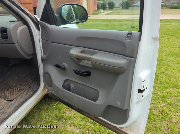 image for item NG9492 2008 Chevrolet Silverado 1500 Ext. Cab pickup truck