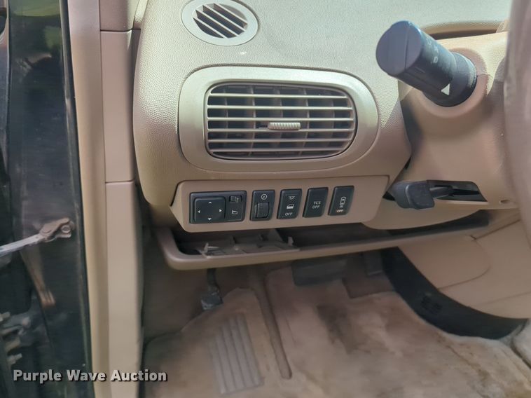 image for item NG9494 2005 Nissan Quest van