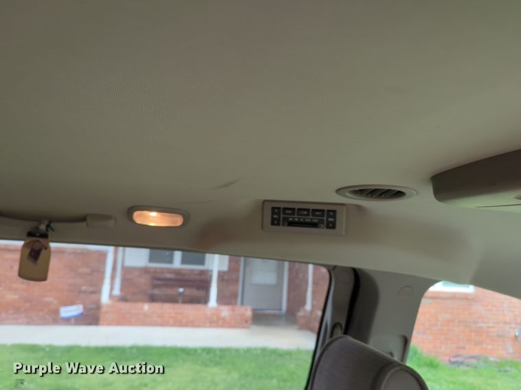 image for item NG9494 2005 Nissan Quest van