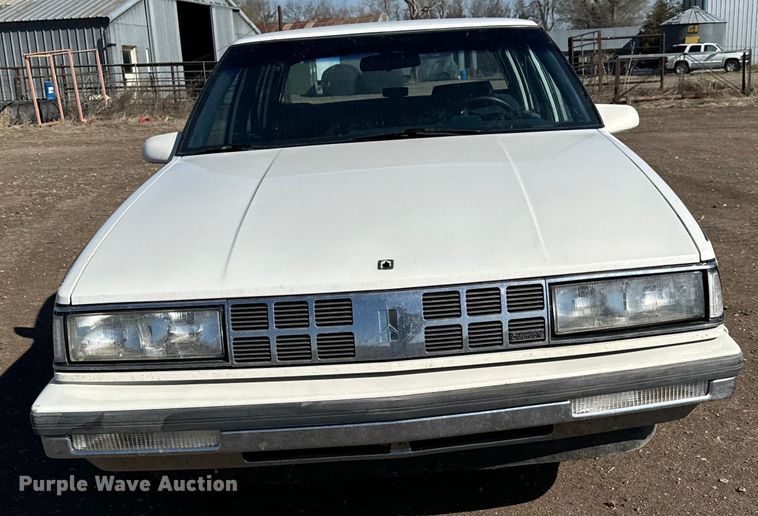 image for item NH9048 1990 Oldsmobile  Ninty Eight Regency Brougham 