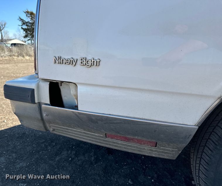 image for item NH9048 1990 Oldsmobile  Ninty Eight Regency Brougham 