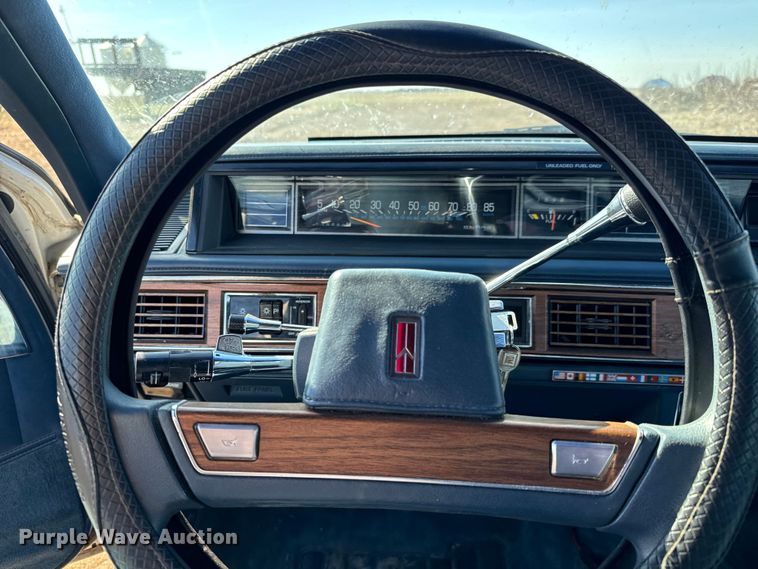 image for item NH9048 1990 Oldsmobile  Ninty Eight Regency Brougham 