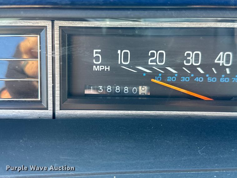 image for item NH9048 1990 Oldsmobile  Ninty Eight Regency Brougham 