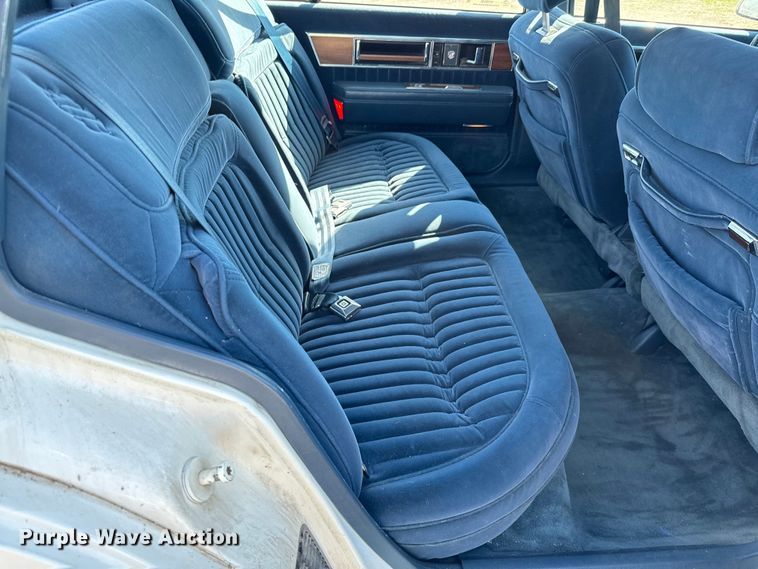 image for item NH9048 1990 Oldsmobile  Ninty Eight Regency Brougham 