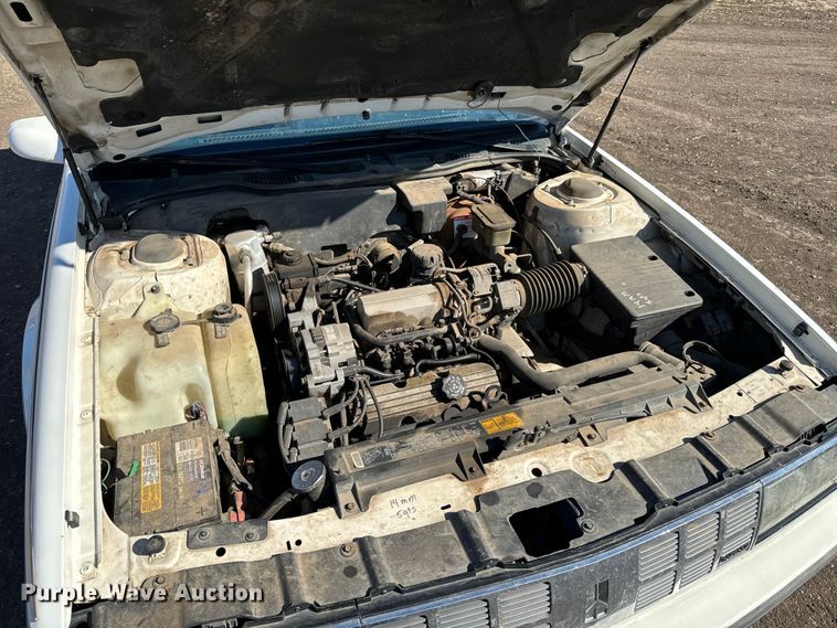 image for item NH9048 1990 Oldsmobile  Ninty Eight Regency Brougham 