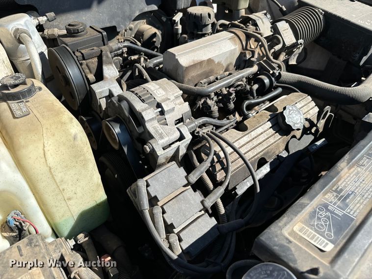 image for item NH9048 1990 Oldsmobile  Ninty Eight Regency Brougham 