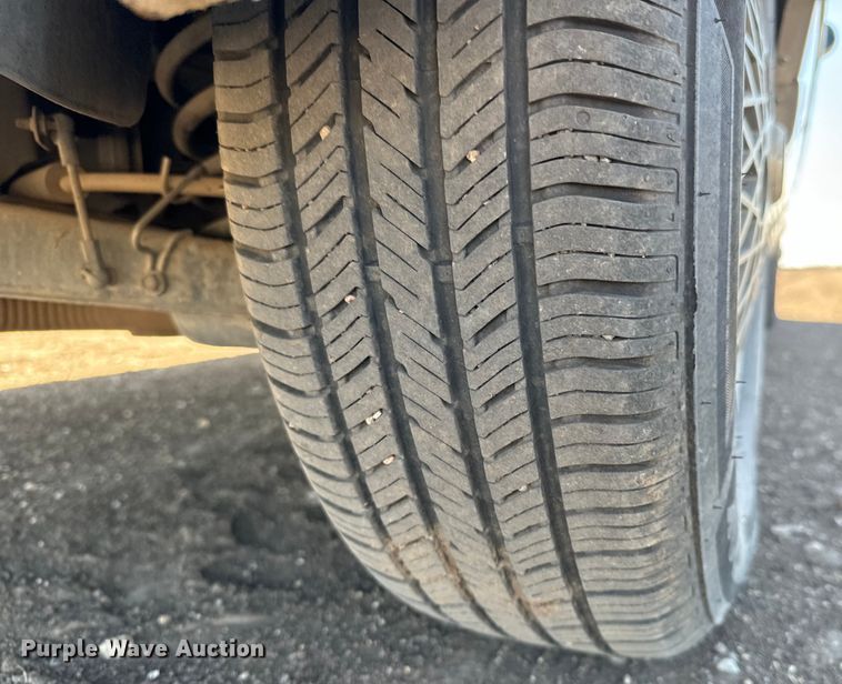 image for item NH9048 1990 Oldsmobile  Ninty Eight Regency Brougham 