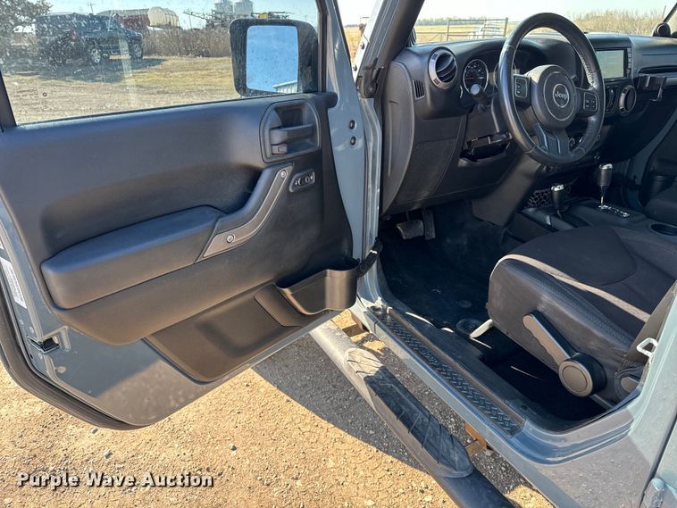 image for item NH9050 2014 Jeep  Wrangler Unlimited Sport SUV