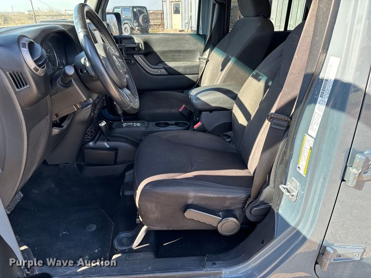 image for item NH9050 2014 Jeep  Wrangler Unlimited Sport SUV