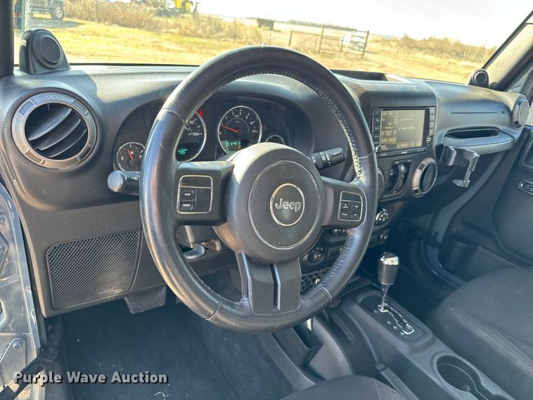 image for item NH9050 2014 Jeep  Wrangler Unlimited Sport SUV