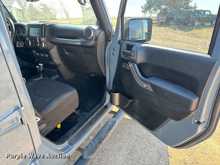 image for item NH9050 2014 Jeep  Wrangler Unlimited Sport SUV