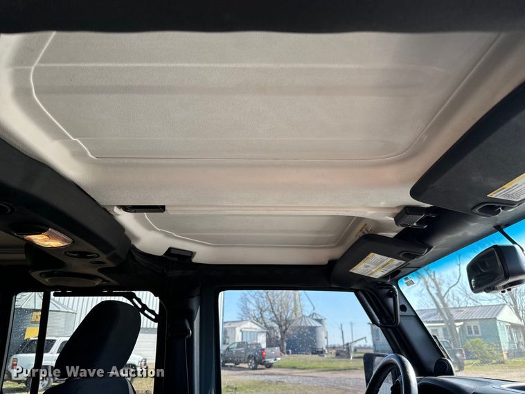 image for item NH9050 2014 Jeep  Wrangler Unlimited Sport SUV