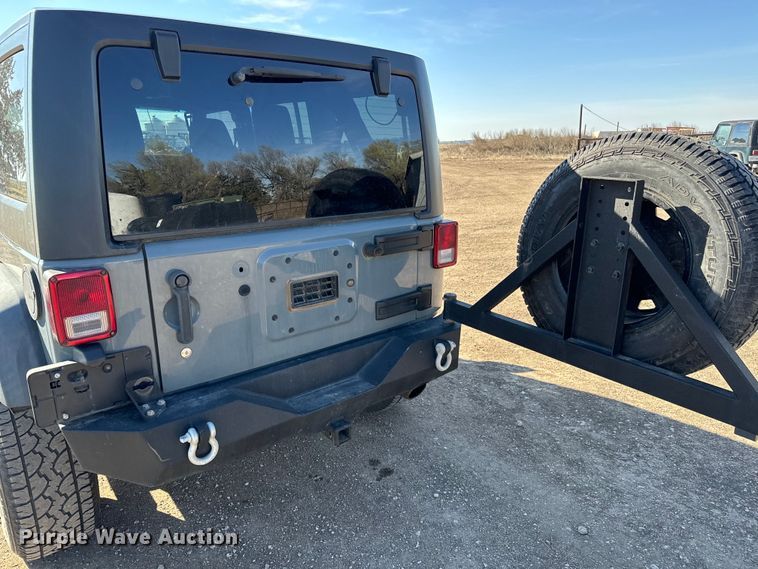 image for item NH9050 2014 Jeep  Wrangler Unlimited Sport SUV