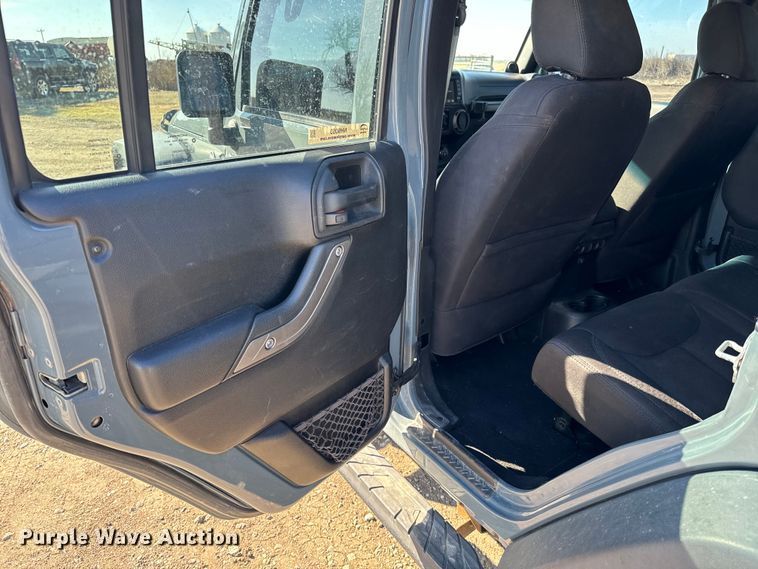 image for item NH9050 2014 Jeep  Wrangler Unlimited Sport SUV