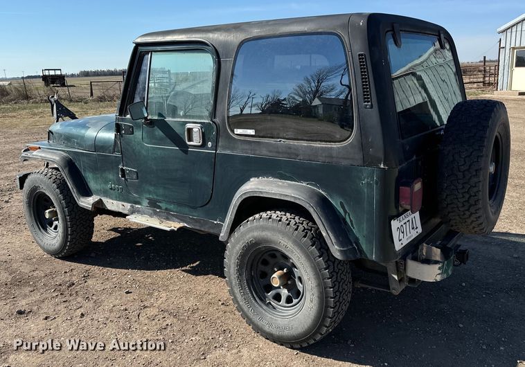 image for item NH9051 1987 Jeep Wrangler Laredo SUV