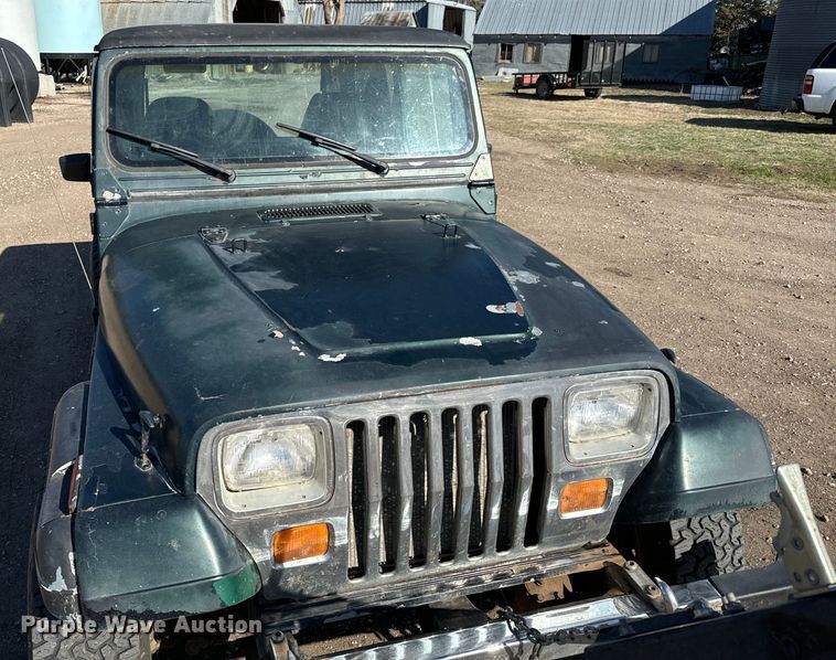 image for item NH9051 1987 Jeep Wrangler Laredo SUV