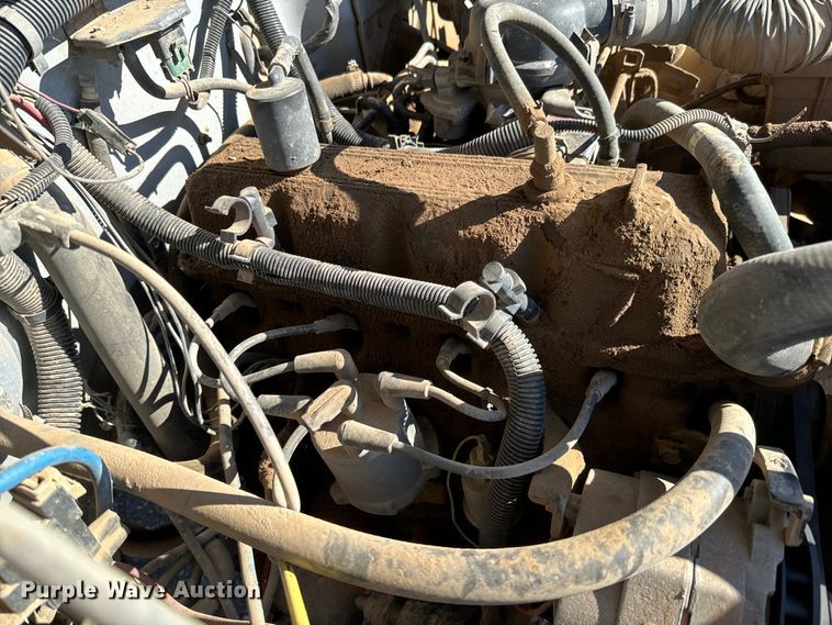 image for item NH9051 1987 Jeep Wrangler Laredo SUV