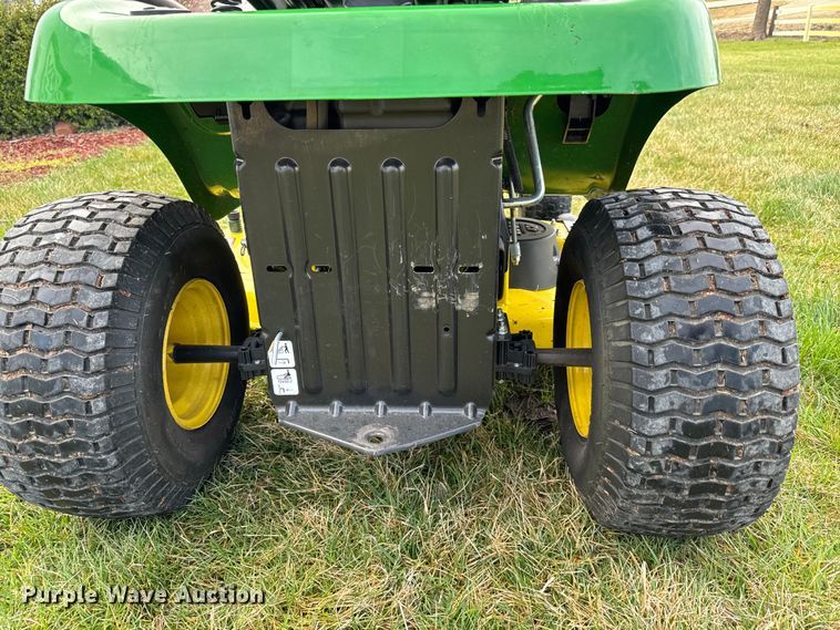 image for item NH9059 John Deere D105 lawn mower