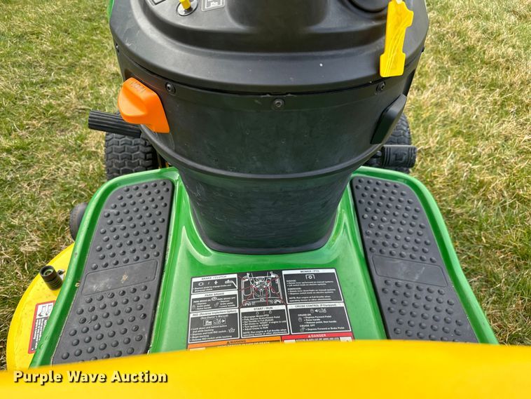 image for item NH9059 John Deere D105 lawn mower