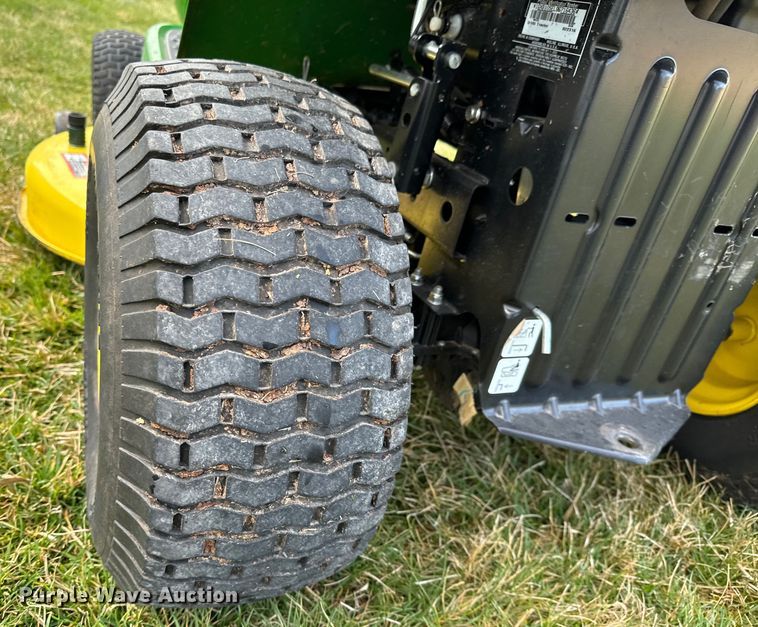 image for item NH9059 John Deere D105 lawn mower