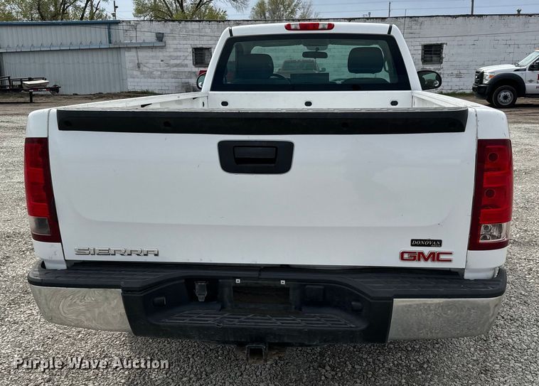 image for item NH9063 2010 GMC Sierra 1500 pickup truck