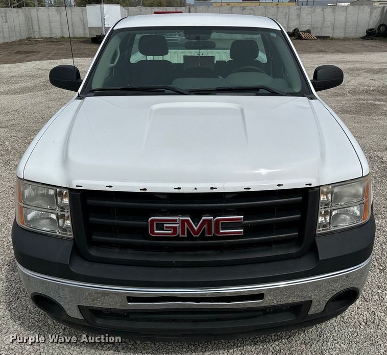 image for item NH9063 2010 GMC Sierra 1500 pickup truck