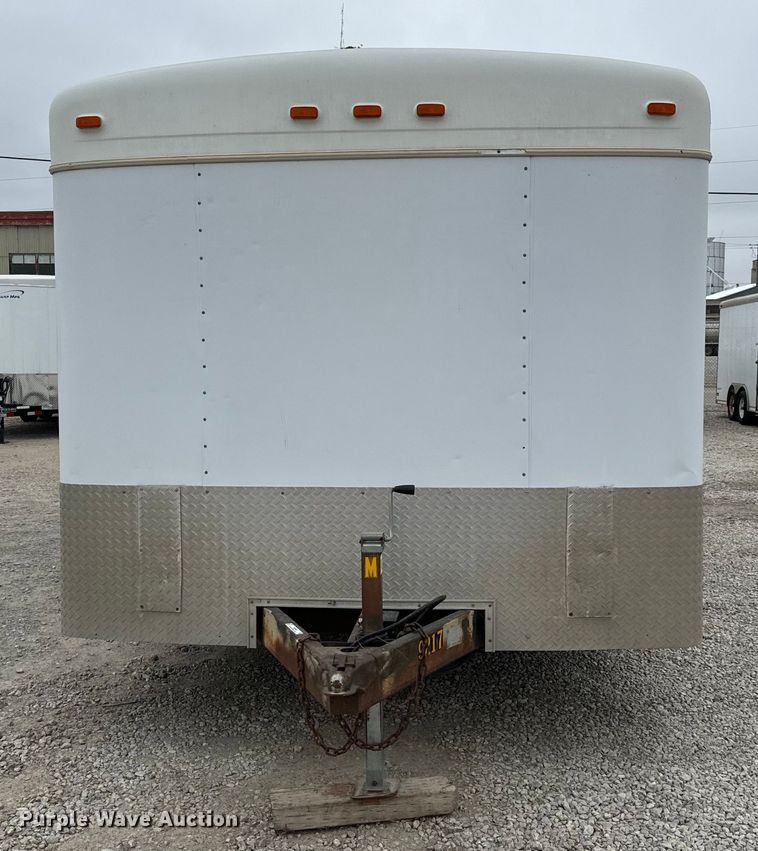 image for item NH9068 2000 Haulmark G818T2-102 enclosed cargo trailer